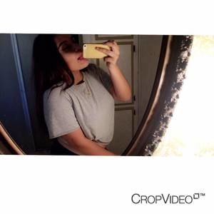 Meet your Posher, Vanessa